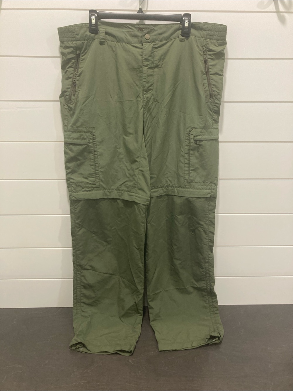 REI Co-op Sahara Convertible Hiking Pants Olive Green 778945 Unisex/Womens Sz 16